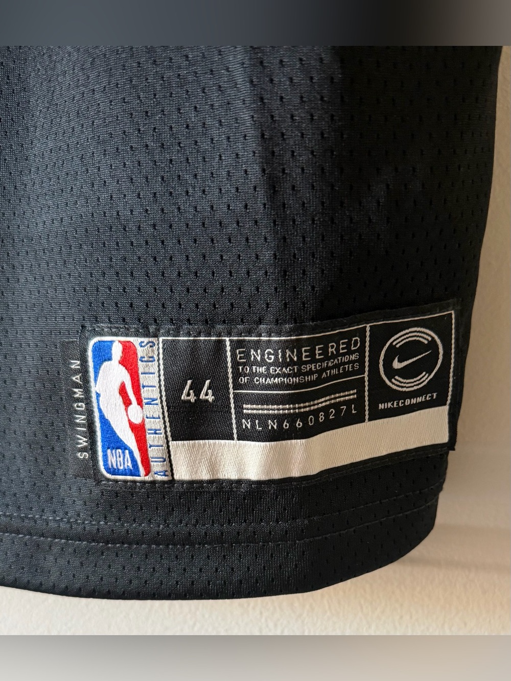 Nike Milwaukee Bucks NBA Jersey - Picture 2 of 7